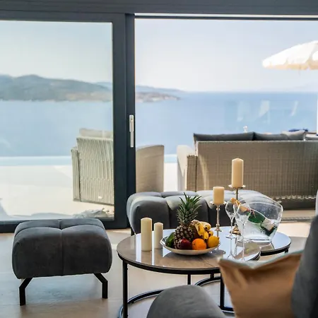 Alexandria Seaside Luxury In Kriaritsi سيكيا