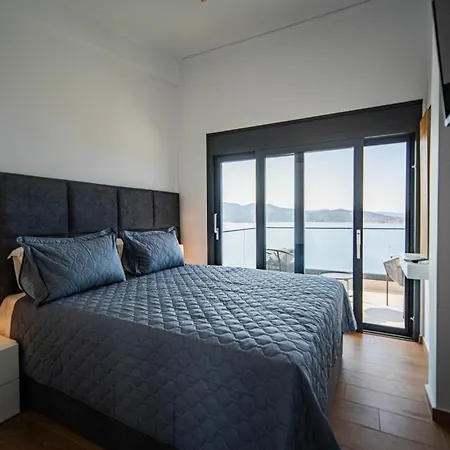 Alexandria Seaside Luxury In Kriaritsi