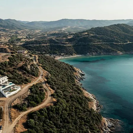 Villa Alexandria Seaside Luxury In Kriaritsi *