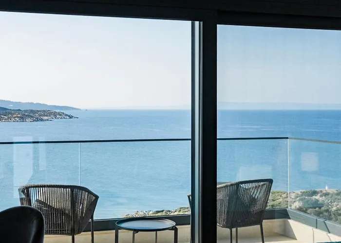 Alexandria Seaside Luxury In Kriaritsi