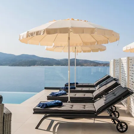 Alexandria Seaside Luxury In Kriaritsi * Sykia