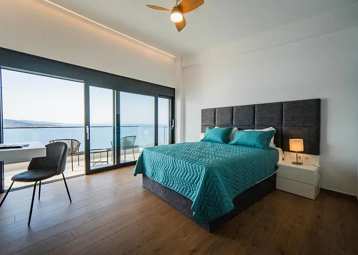 Villa Alexandria Seaside Luxury In Kriaritsi